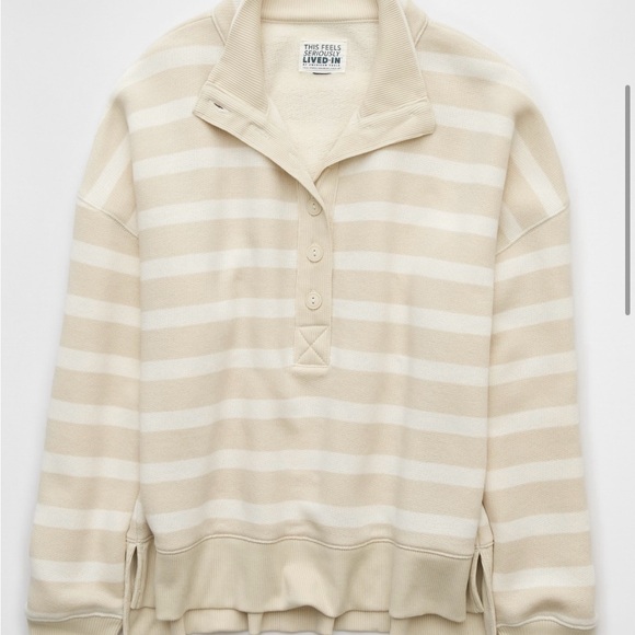 American Eagle sweatshirt - Picture 2 of 3